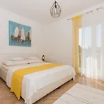 Апартаменти Mika1