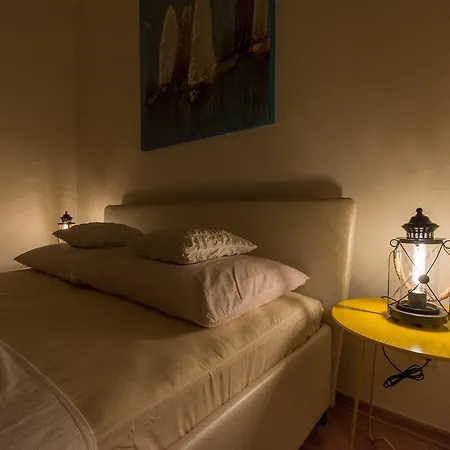Mika1 Apartamento Trogir