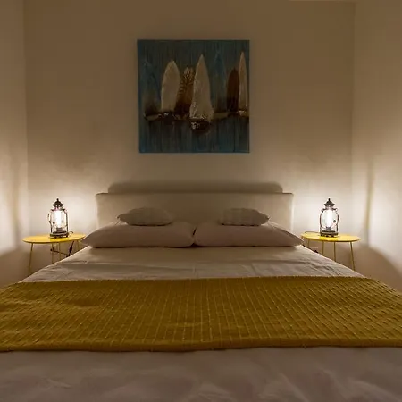 Mika1 Apartment *